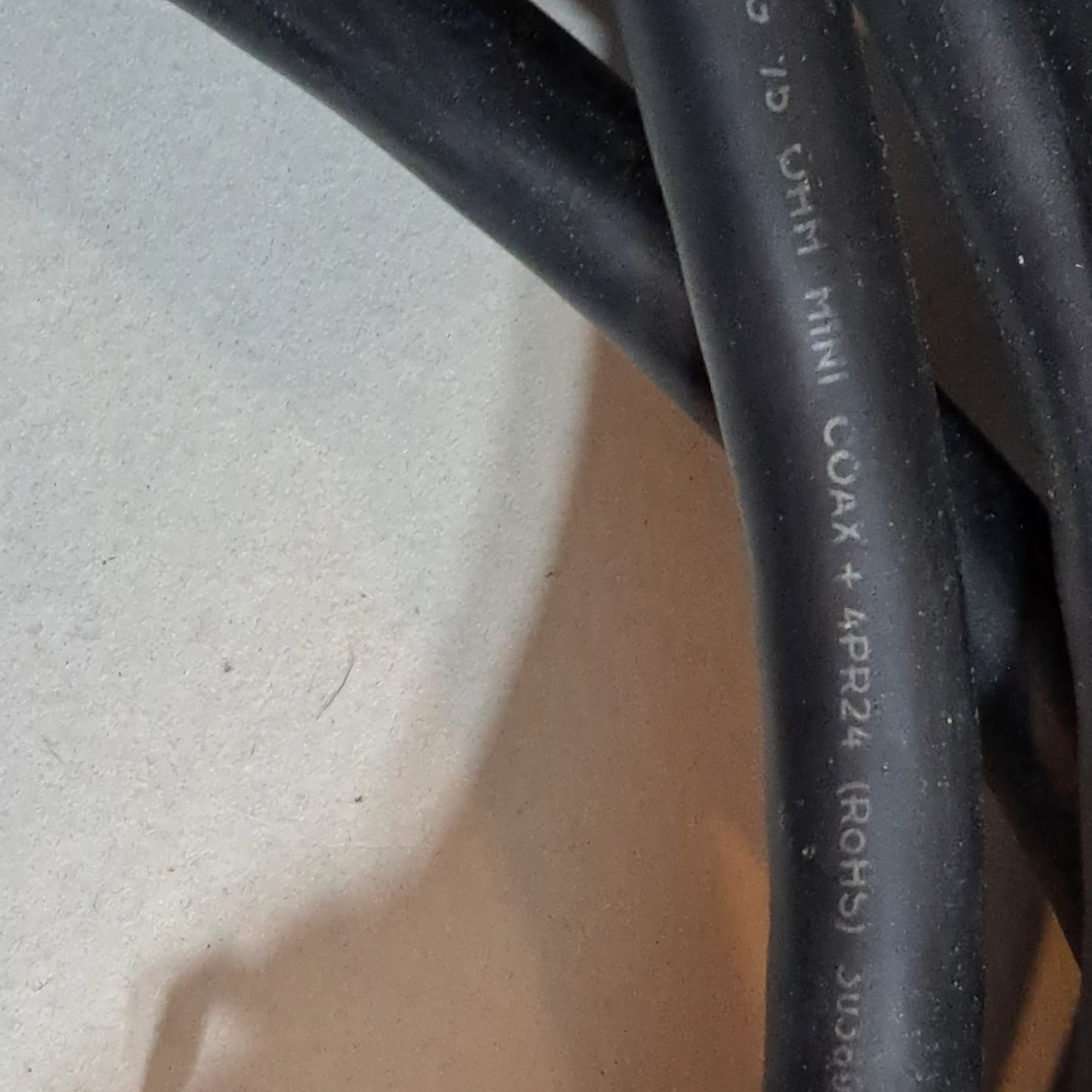 Honeywell Crystal Series - 5 RCAs - RGB+V/H Signal Cable – 45 Ft