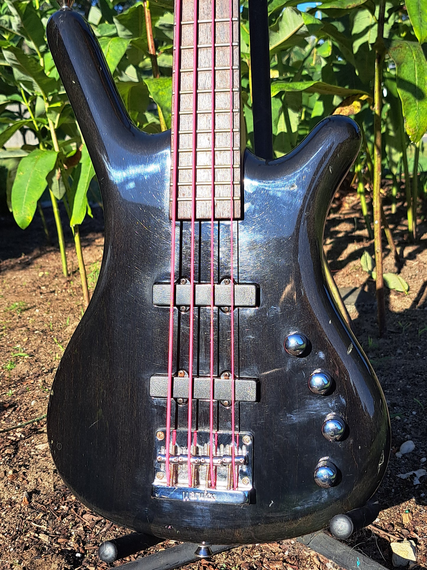 🎸 WARWICK ROCKBASS CORVETTE BASIC 4 – GLOSS BLACK WIT' THAT FUNK FLARE 🎸