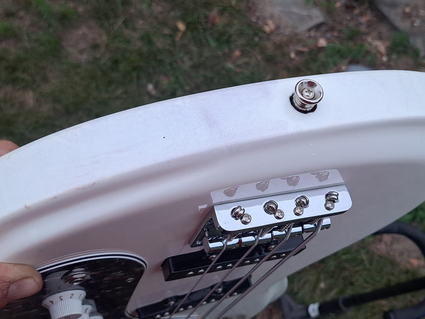 🎸 ARIA DIAMOND ELECTRIC BASS – JAZZ PICKUPS, MOSRITE VIBES, WHITE ICE DRIP 🎸