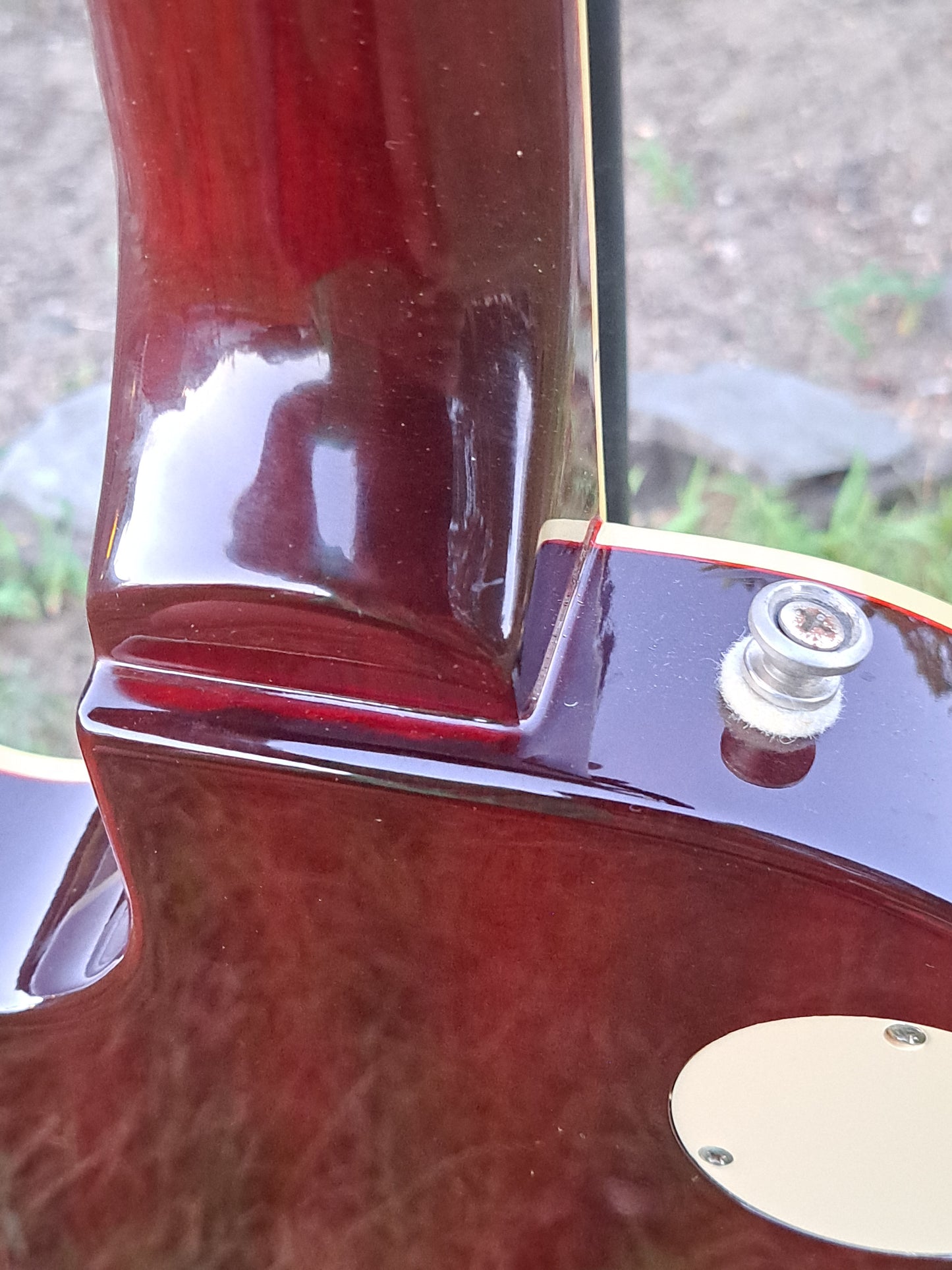 🎸✨ Epiphone Les Paul Standard PlusTop PRO – Translucent Red - Excellent