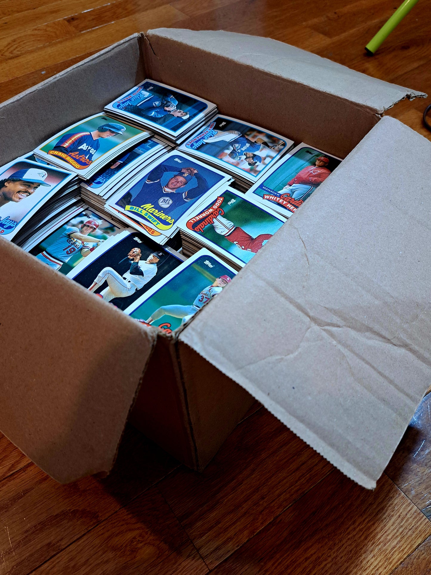 ⚾ Topps Baseball Cards – 3,200 Count Box – Mostly Commons – Excellent to Near Mint
